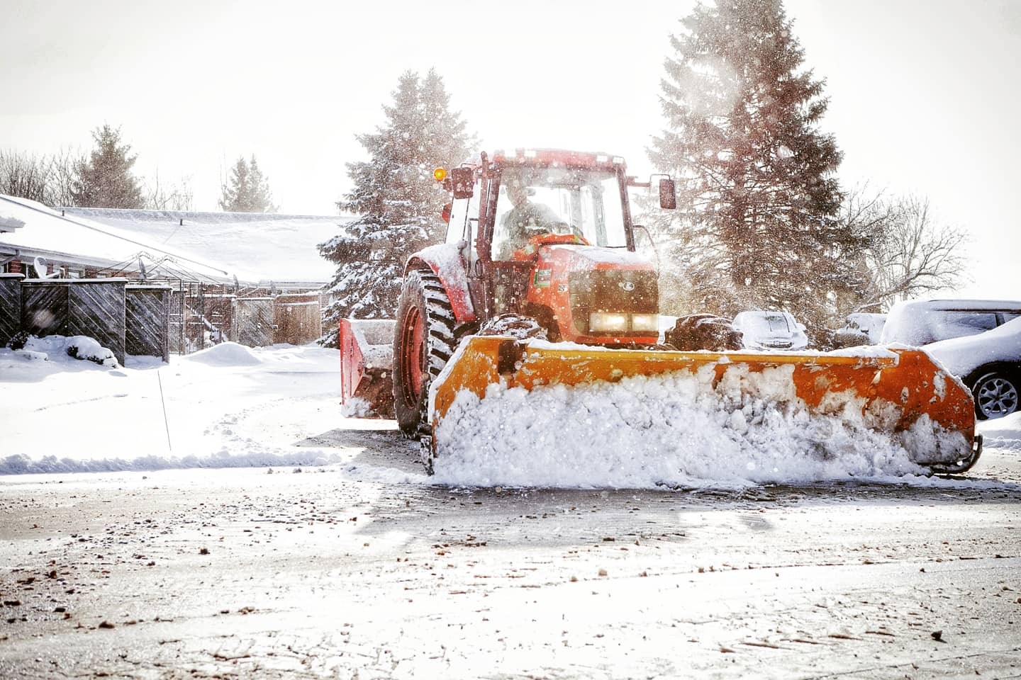 How Our Commercial Snow Removal Services Save You Time and Money
